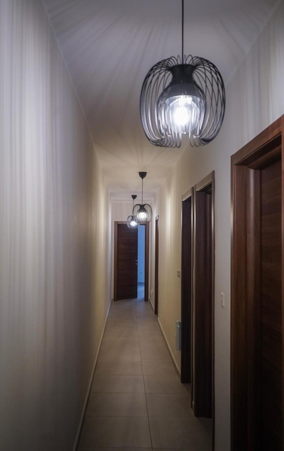 Lovely Holiday Home Next To Bus Terminus خليج سانت بول المظهر الخارجي الصورة